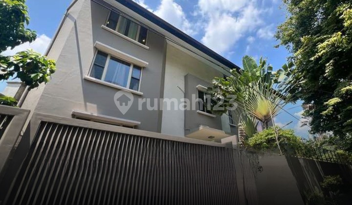 Scbd Kebayoran Baru House, 4 Floors, Freehold Certificate