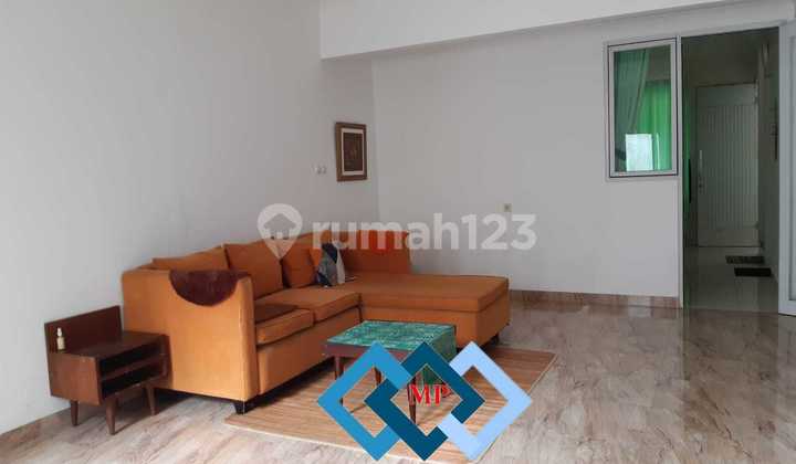 House, 2 Floors, Ready to Occupy, in Legenda Wisata