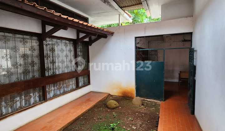 Di Jual Rumah Strategis Lebak Bulus Jakarta Selatan