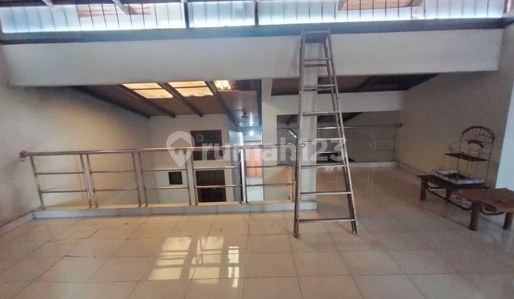 Di Jual Rumah Lama di Kramat Kwitang Jakarta Pusat 2
