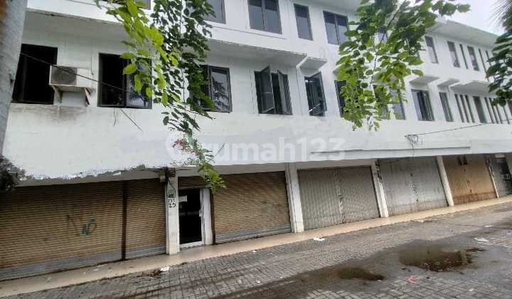 For Sale Row of Shophouses in Sukapura, North Jakarta 2