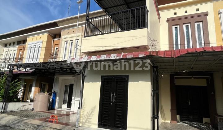 Rumah Siap Huni 2 Lantai SHM Dekat Manhattan Rumah Siap Huni 2 Lantai SHM Dekat Manhattan