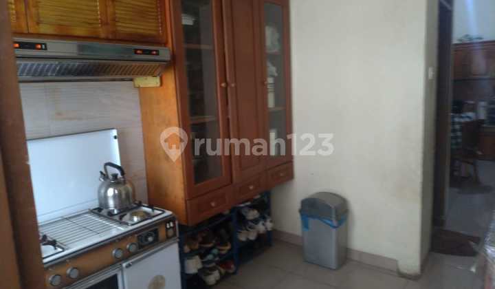 Rumah Mewah 2 Lantai SHM Daerah Medan Selayang 2