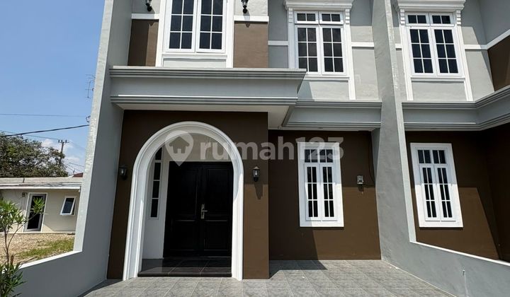 Classic Modern 2.5 Storey House in the Marendal Area
