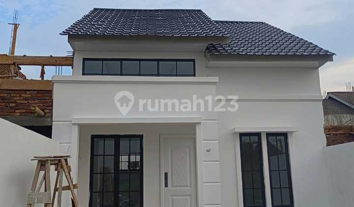2 Bedroom House with SHM in Medan Johor Karya Wisata Area 2 Bedroom House with SHM in Medan Johor Karya Wisata Area