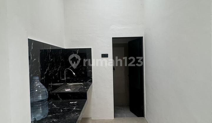 Ready House in the Gaperta Ujung Area