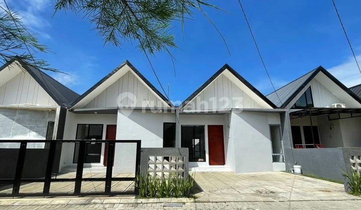 Minimalist Aesthetic Ready-to-Occupy House in Medan Johor Area