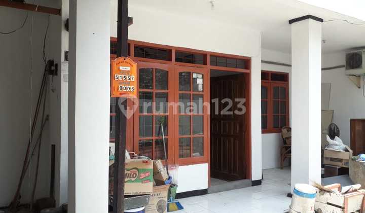 Dijual Rumah Hitung Tanah di Kutisari Indah