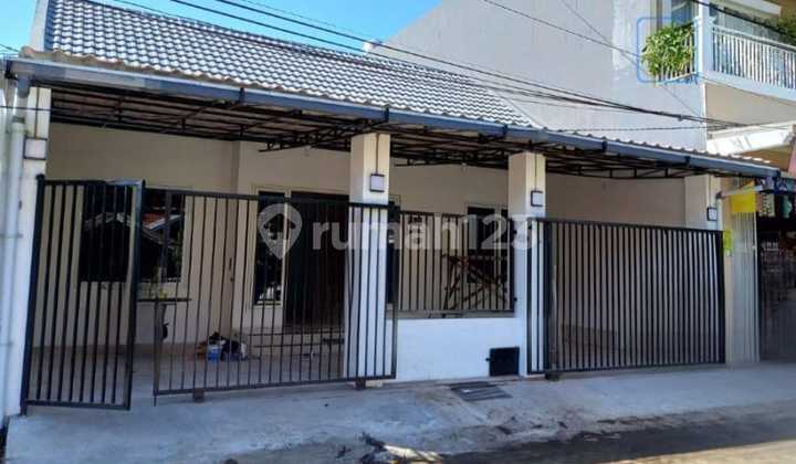 Ready-to-Occupy House in Pondok Candra Ready-to-Occupy House in Pondok Candra
