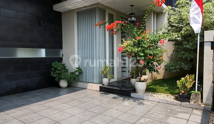 Strategic House in Rungkut Asri ~ Surabaya 2