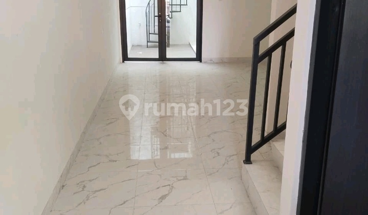 Baru Gress Minimalis !! Semolowaru Tengah 2