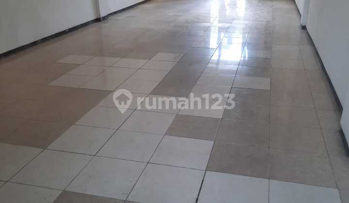 Ruko for Rent Suitable for Business in Nirwana 1