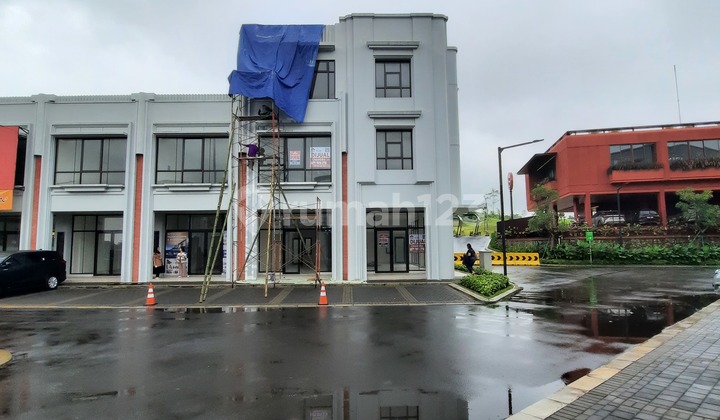 2 Ruko 3 Lantai Dijadikan 1. Cocok untuk Business di Summarecon Bogor Ruko HGB