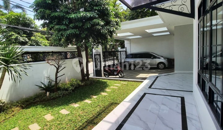 Rumah Mewah Baru di Jantung Jakarta Selatan. 2