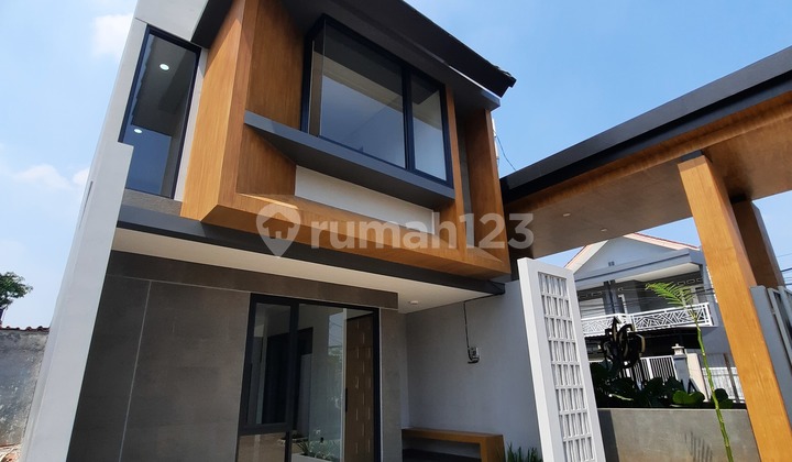 Rumah Cantik Strategis Legalitas Aman dan Bebas Banjir 1