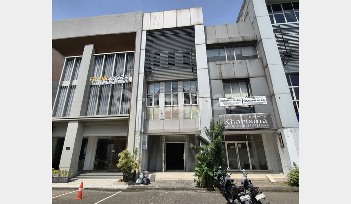 Disewakan Ruko Cocok untuk Usaha & Kantor di Alam Sutera, Tangerang Selatan