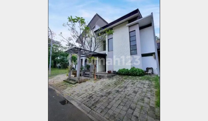 Rumah Asri 2 Lantai di di Provence Parkland, Bsd Tangerang Selatan Rumah Asri 2 Lantai di di Provence Parkland, Bsd Tangerang Selatan