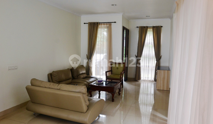 Disewakan Rumah Cantik di Icon Eternity Bsd, Tangerang Selatan