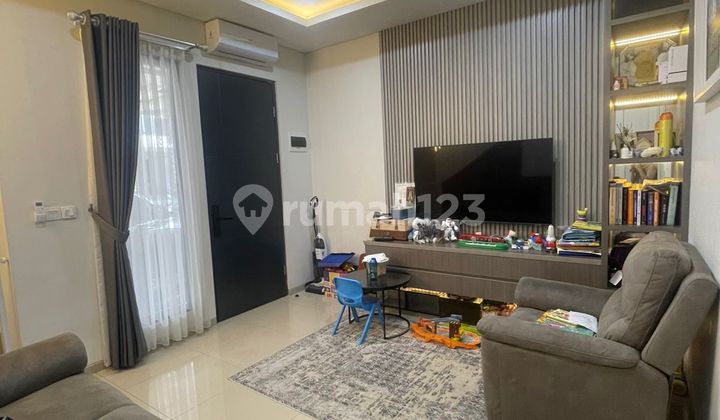Rumah Semi Furnish Baru Renov di Graha Raya Bintaro, Tangerang Selatan 2