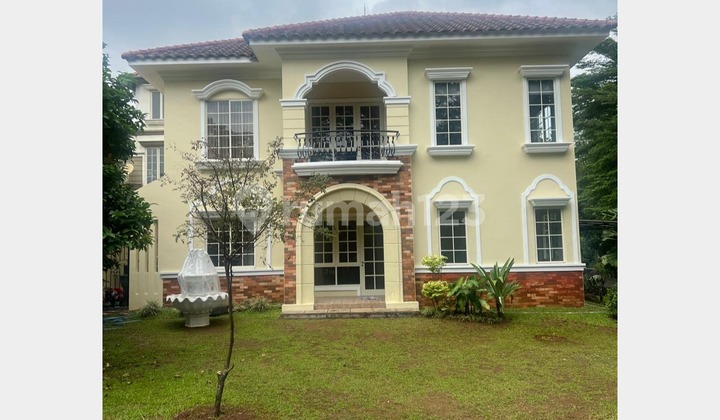 Rumah Hoek America Style The Green BSD, Tangerang Selatan