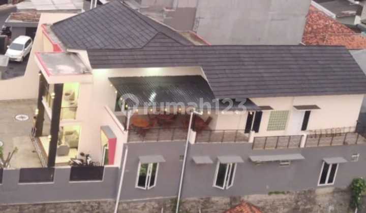 Rumah Mewah Ada Kolam Renang dan Parkiran Luas di Pasar Minggu, Jakarta Selatan 2