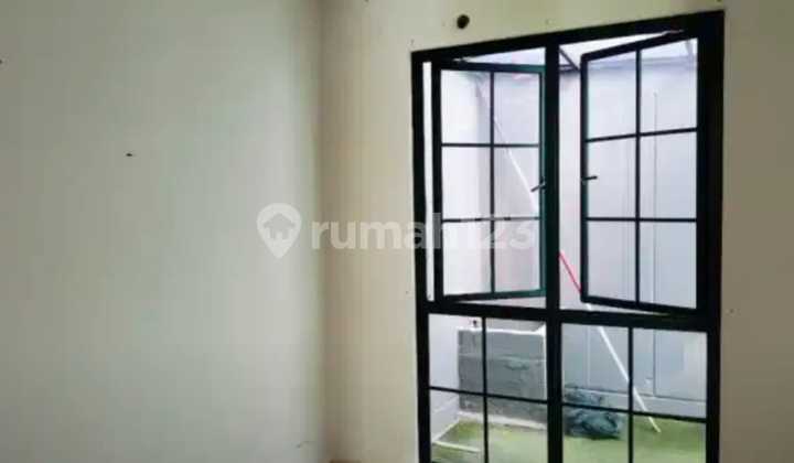 Rumah Bagus 3 BR di Cluster Hazel Banjarr Wijaya, Tangerang 2