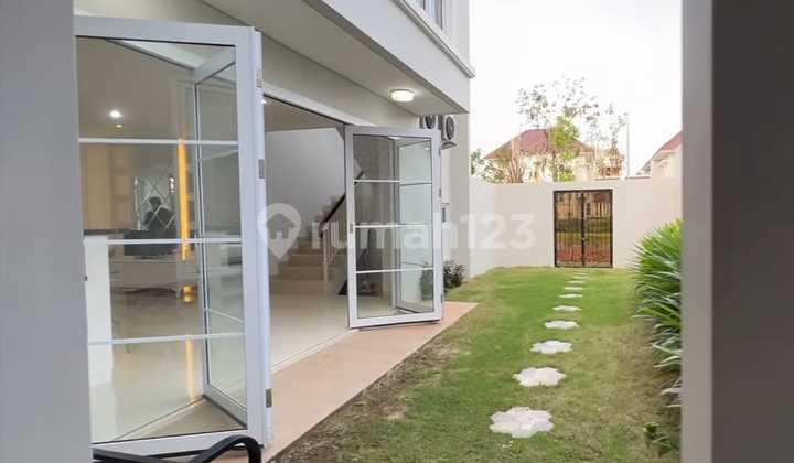 Rumah Unit Vvip di Cluster Granada Alicante Gading Serpong, Tangerang 2