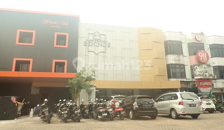 Ruko 3 Pintu Plong Gabung di Bekasi Jawa Barat