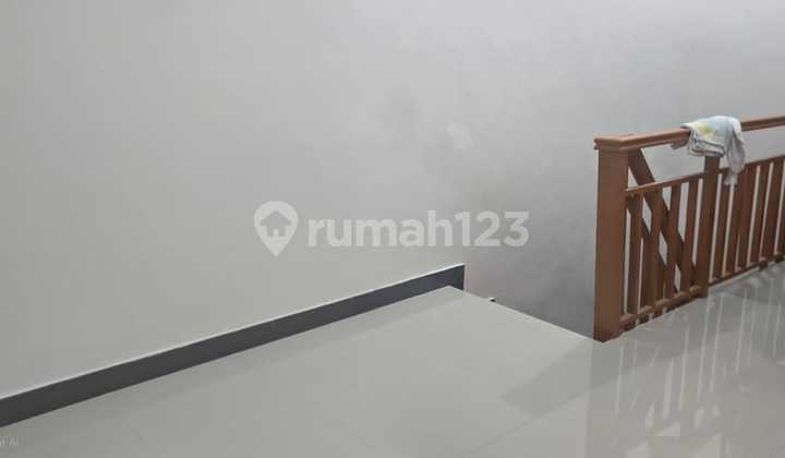 2-Story Renovated House in Sector 1G Gading Serpong, Tangerang 2