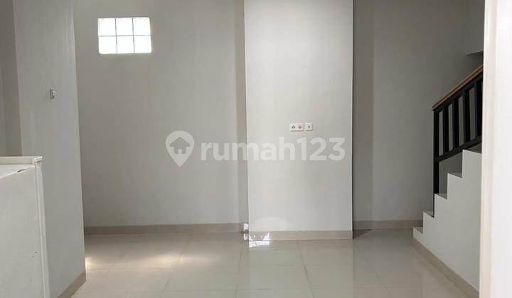 Rumah 2,5 Lantai di Graha Raya Cluster Fortune, Tangerang Selatan 2
