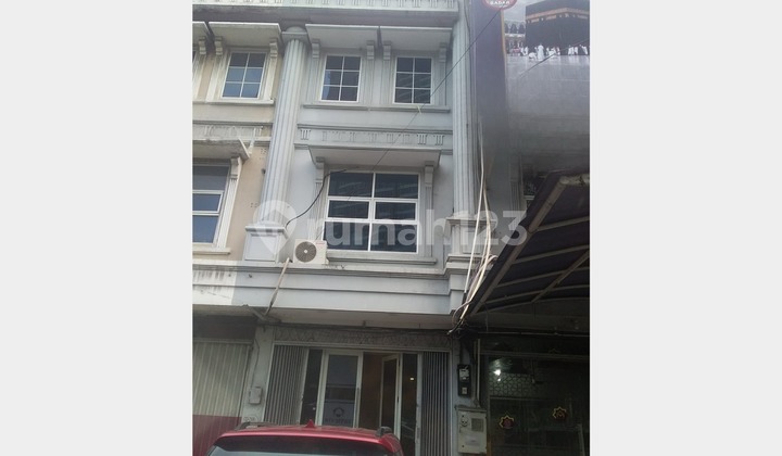3.5-Storey Shophouse Opposite Tangerang City Mall (Tangcity)