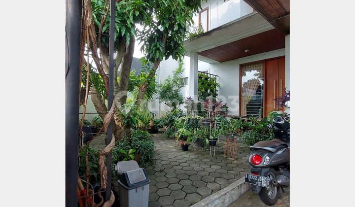 Dijual Rumah Asri di Kav Dki Meruya Kembangan, Jakarta Barat Dijual Rumah Asri di Kav Dki Meruya Kembangan, Jakarta Barat