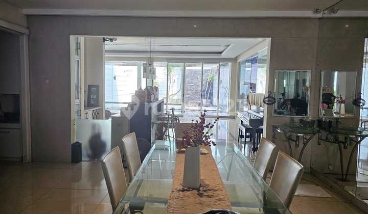 Rumah Mewah Terawat 2,5 Lantai di Kemandoran, Jakarta Selatan 2