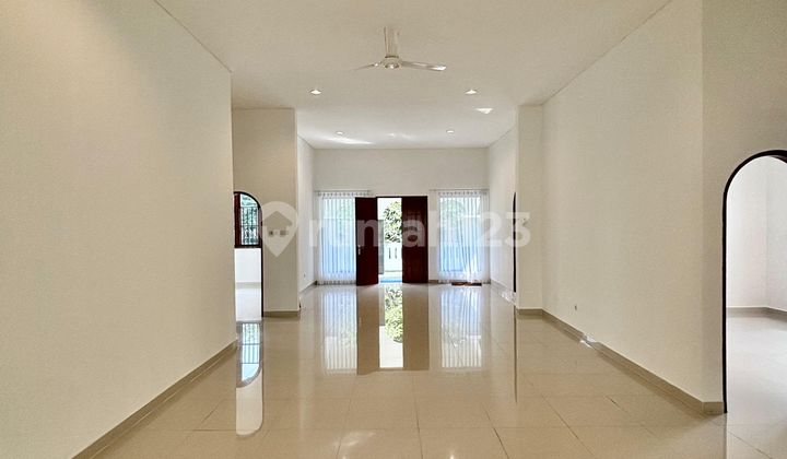Luxury House in Kemang, Strategic Location 2