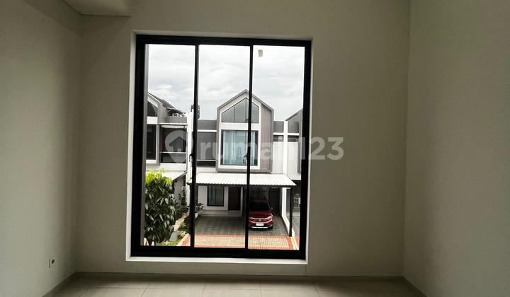 Nice House in Bintaro Jaya Ready to Occupy 2