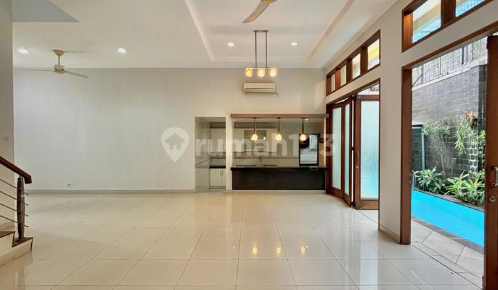 Rumah Bagus Siap Huni Di Senopati Ada Swimming Pool 2
