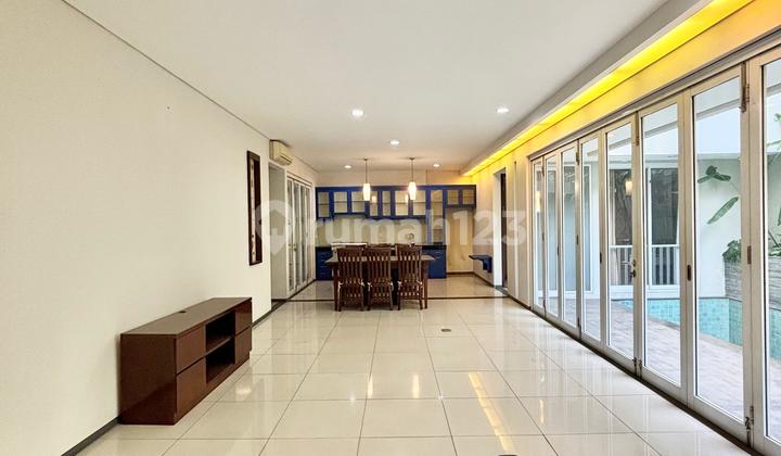 Rumah Mewah Siap Huni Di Senopati 2 Lantai Rumah Mewah Siap Huni Di Senopati 2 Lantai