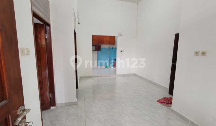 Rumah 2 Kt Luas 120M² Padang Sambian 2