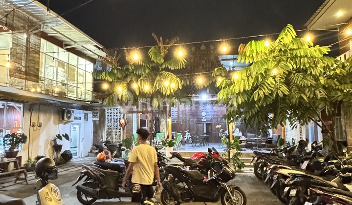 ✨ Exclusive Modern Joglo Boarding House & Modern Cafe Behind UII Campus ✨ Nglanjaran Sardonoharjo Ngaglik Sleman DIY