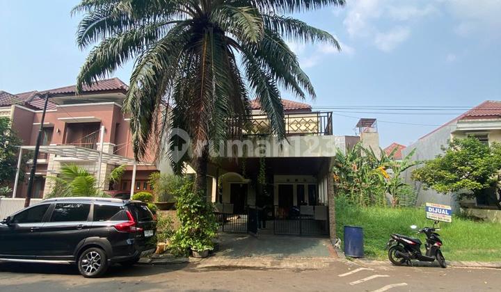 Premium Residence in Jatinegara Baru - Spacious, Serene & Strategic in East Jakarta