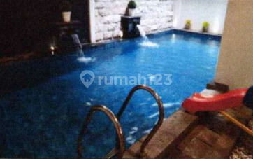 Exclusive Luxury House in a Prestigious Location in West Jakarta 2