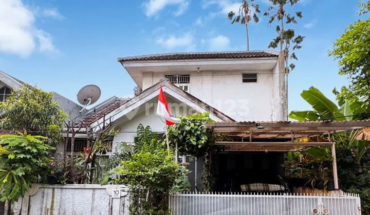 Rumah Siap Huni Lokasi Strategis di Bintaro Jaya Sektor 5, Tangerang Selatan