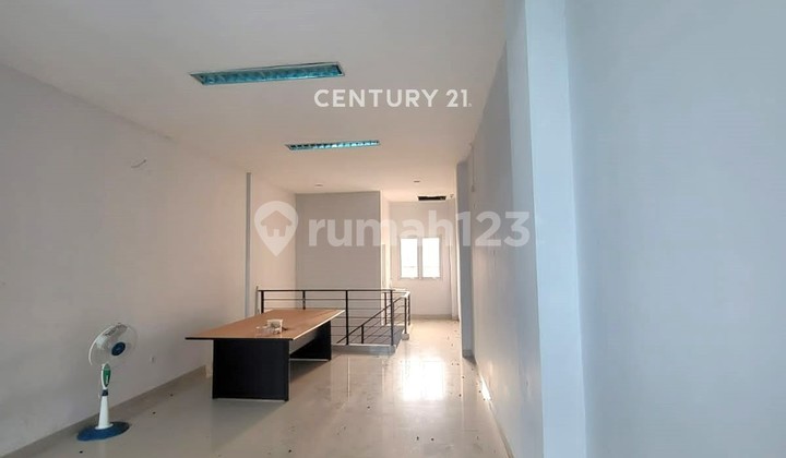 3-Story Strategic Shop House on Main Road Bintaro Sector 3 6206 2