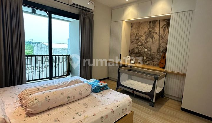 Rumah Gunung Anyar Terawat Bagus Gress Siap Huni 2