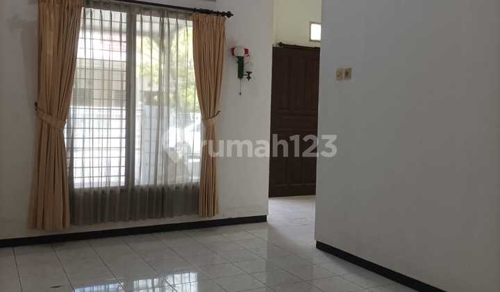 For Sale, Ready-to-Live, Nice House in Wiyung, Quick Sale 2