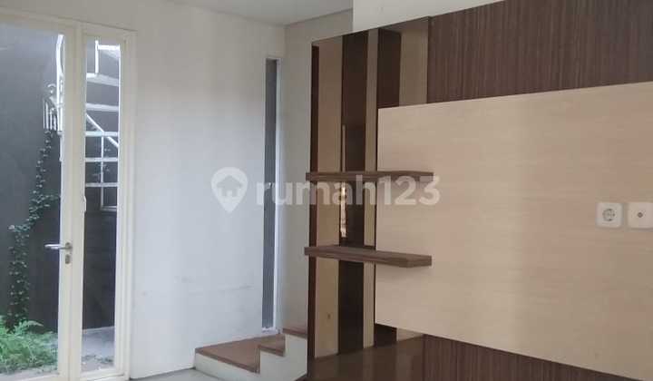 For Sale Fast, Good House in Rungkut Royal Park Residence 2