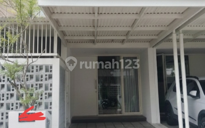 Disewa/Dijual Rumah Wiyung Royal Residence Bagus Gress