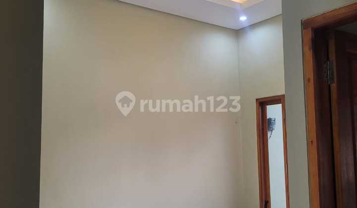 Dijual Cepat Rumah Mewah Baru Gress Wiyung 2