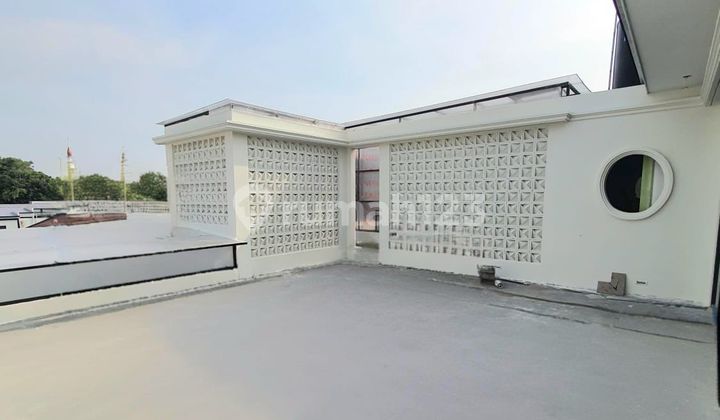 D Jual !! Rumah Dgn Gate Sistem di Cempaka Putih Tengah 2