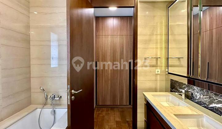 For Rent Apartment Anandamaya Residences 133M2
